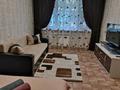 1-комнатная квартира, 36 м² посуточно, проспект Бауыржана Момышулы за 8 000 〒 в Темиртау — фото 2