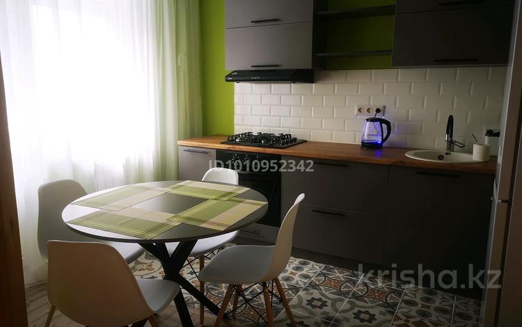 2-комнатная квартира · 60 м² · 4/10 этаж, Думан-2 за 290 000 〒 в Алматы, Медеуский р-н — фото 2