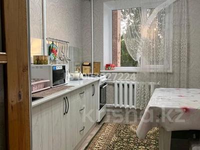 3-комнатная квартира · 62 м² · 2/10 этаж, Толе би 94 за 17 000 ₸ в Таразе