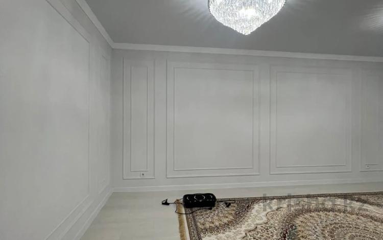 2-бөлмелі пәтер · 90 м² · 8/9 қабат, мкр. Алтын орда, бағасы: 32 млн ₸ в Актобе — фото 7