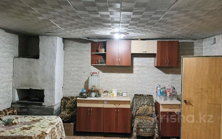 Дача • 2 комнаты • 35 м² • 6 сот., Авроры — Автопарк √ 1 за 3.6 млн 〒 в Усть-Каменогорске, Ульбинский — фото 9