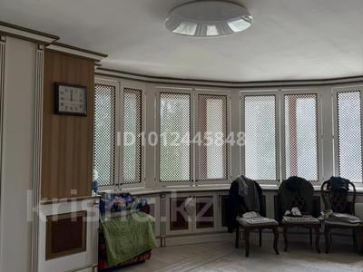 3-комнатная квартира · 81 м² · 2/5 этаж, Бараева 21 за 38 млн ₸ в Астане, р-н Байконур