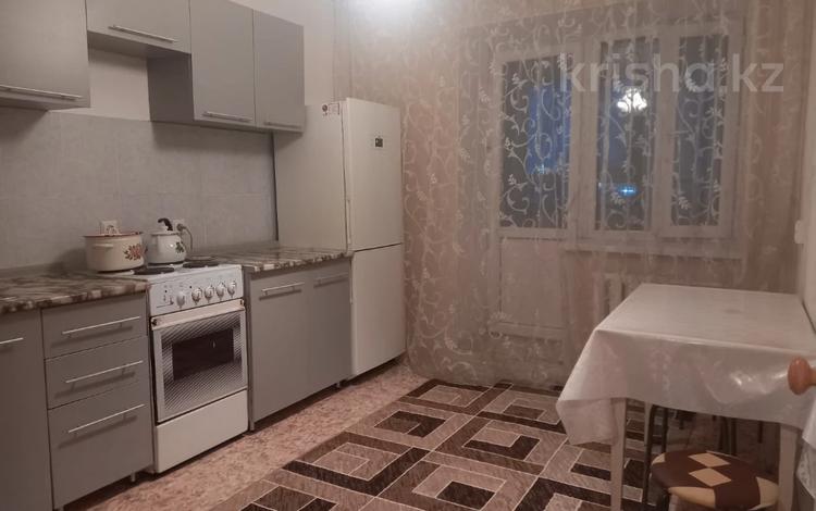 1-комнатная квартира, 38 м², 3/9 этаж помесячно, Габидена Мустафина 21/5 за 130 000 〒 в Астане, Алматы р-н — фото 4