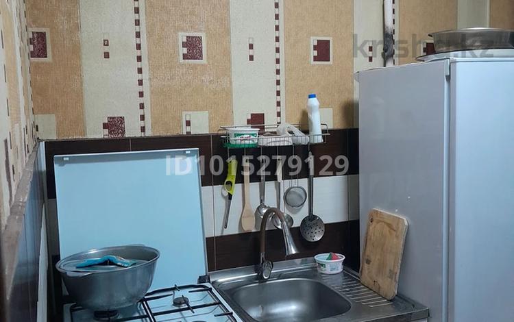 3-комнатная квартира · 58 м² · 3/5 этаж, мкр Акбулак 22 — оптика за 18 млн ₸ в Таразе — фото 2