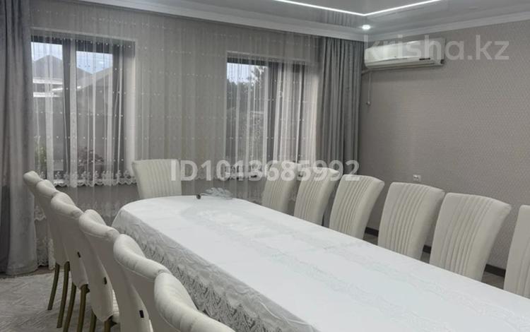 Дом · 7 комнат · 400 м², Елибаева 26а — Крылова за 80 000 ₸ в Таразе — фото 2