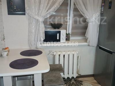 2-комнатная квартира · 45 м² · 4/4 этаж, Байзак батыра дом 182 — стадион Локомотив за 15 млн ₸ в Таразе