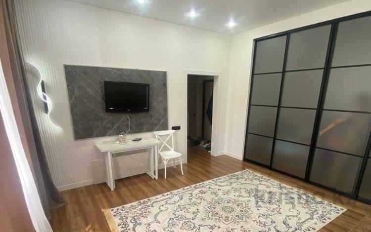 1-бөлмелі пәтер · 56.8 м² · 1/5 қабат, мкр. Алтын орда, бағасы: 200 000 〒 в Актобе — фото 2