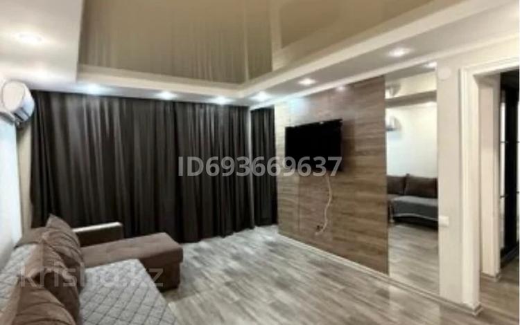 2-комнатная квартира · 80 м² · 3/9 этаж, Шакарима 13 — Валиханова за 16 000 ₸ в Семее — фото 13
