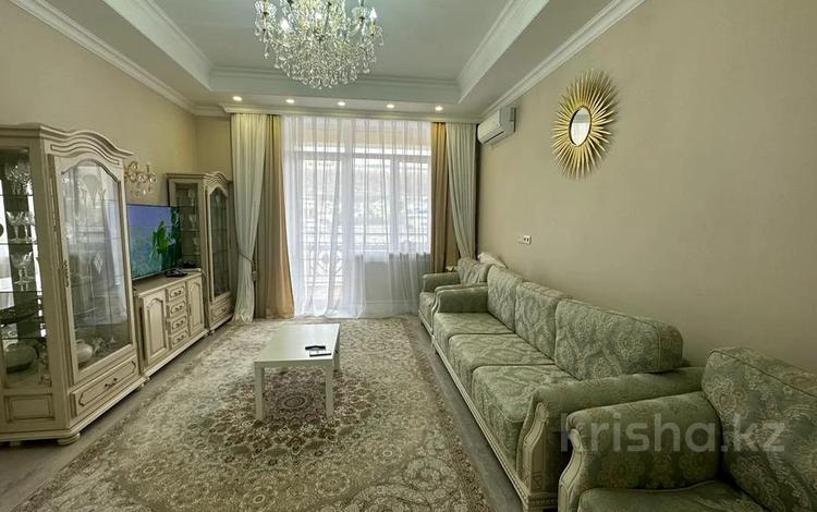 2-комнатная квартира, 78 м², 6/8 этаж, Омаровой 37 за 72 млн 〒 в Алматы, Медеуский р-н — фото 2