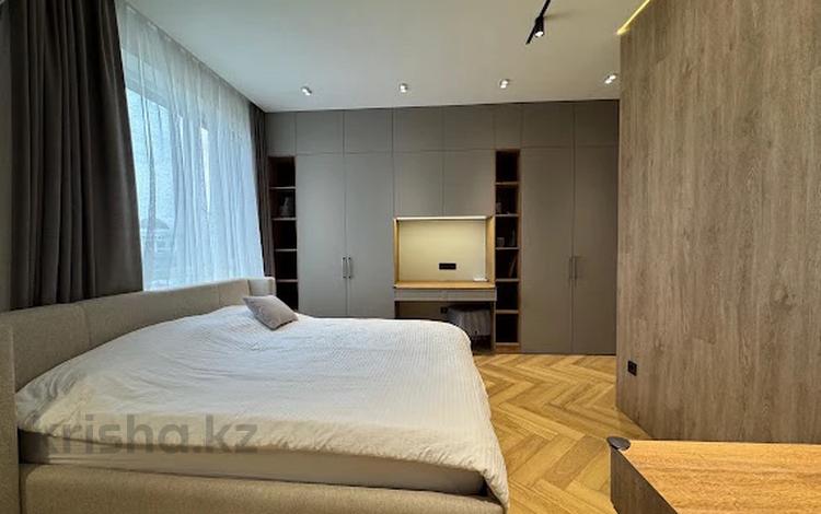 2-комнатная квартира · 70 м² · 13/21 этаж, Акмешит 1 — Abu Dhabi plaza за 700 000 ₸ в Астане, Есильский р-н — фото 2