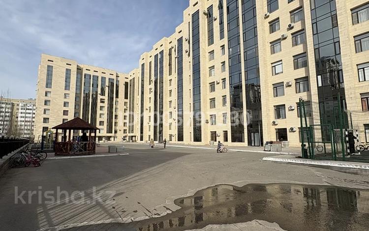 2-комнатная квартира · 60 м² · 8/9 этаж, Керей Жанибек хандары 16 — Керей Жанибек Хандар /Акмешіт за 350 000 ₸ в Астане, Есильский р-н — фото 2