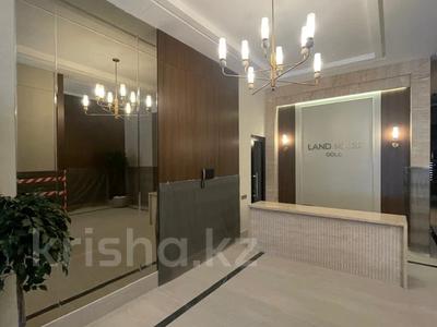 3-комнатная квартира · 101.88 м² · 5/18 этаж, Достык 8/5 — Достык с Сауран за 120 млн ₸ в Астане, Есильский р-н