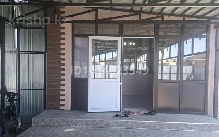 Отдельный дом · 3 комнаты · 120 м² · 5 сот., мкр. Зачаганск пгт, Бекимова 28/1 за 40 млн ₸ в Уральске — фото 2