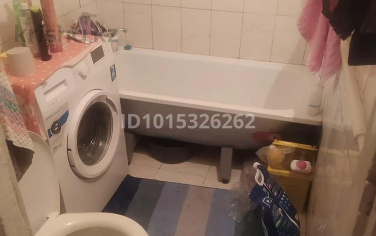 1-бөлмелі пәтер · 30.8 м² · 5/5 қабат, 21-шағынаудан 22 — Налоговая, автостанция, бағасы: 7 млн ₸ в Караганде, Алихана Бокейханова р-н — фото 2