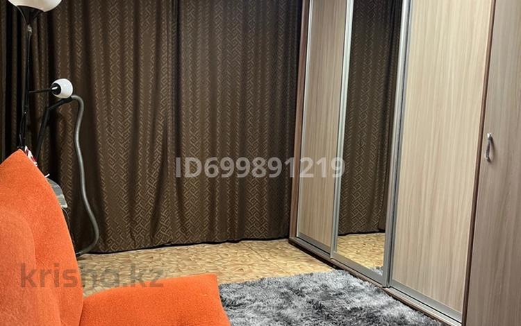 2-комнатная квартира · 46 м² · 3/5 этаж, 14 микрорайон 4 за 150 000 ₸ в Семее — фото 2