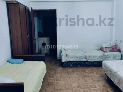 3 бөлме · 63 м² · 2/5 қабат, Гагарина — Гагарина Утепова, бағасы: 60 000 ₸ в Алматы, Алмалинский р-н