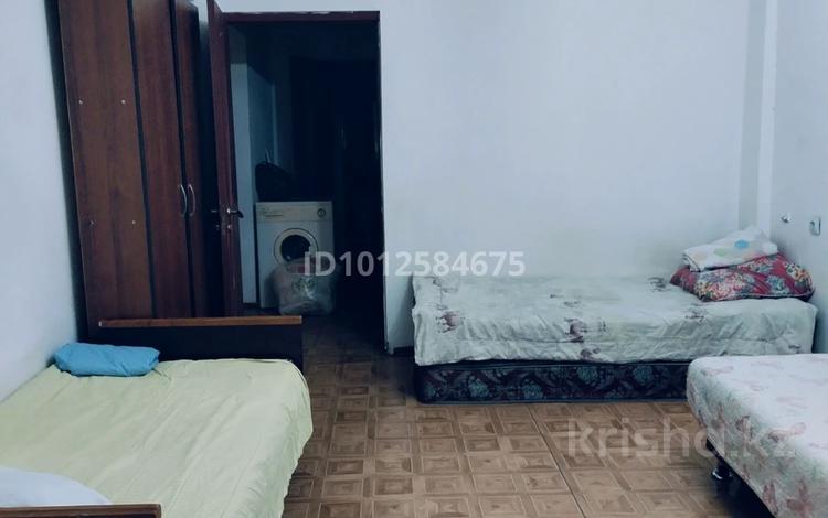 3 комнаты · 63 м² · 2/5 этаж, Гагарина — Гагарина Утепова за 60 000 ₸ в Алматы, Алмалинский р-н — фото 2