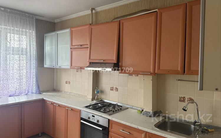 3-комнатная квартира · 90 м² · 3/5 этаж, мкр Нурсат 91 — проспект Назарбаева за 200 000 ₸ в Шымкенте, Каратауский р-н — фото 2