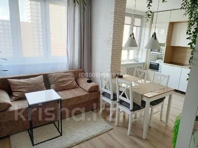 1-бөлмелі пәтер · 35 м² · 10/10 қабат, Ақсай-1 ш/а., Райымбека 522/1, бағасы: 15 000 ₸ в Алматы, Ауэзовский р-н