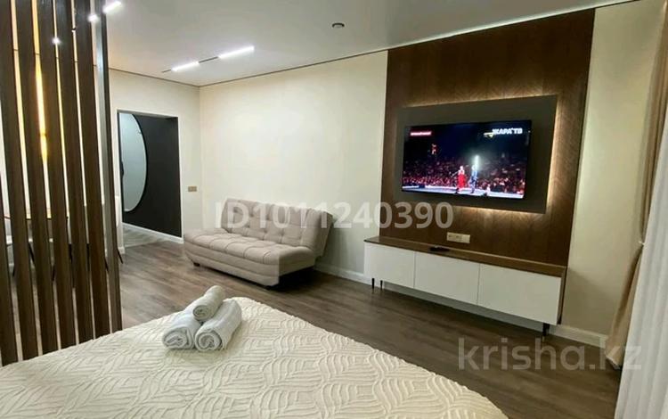 1-бөлмелі пәтер · 42.7 м² · 9/9 қабат, Джамбула 5, бағасы: 20 000 ₸ в Семее — фото 2