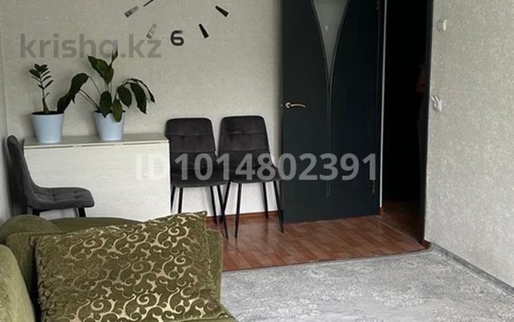 4-бөлмелі пәтер · 102.6 м² · 4/6 қабат, Сатпаева 6/1 — 44 школа, рынок, детский сад «Радуга», ТД «Айгерим», бағасы: 60 млн ₸ в Усть-Каменогорске — фото 2