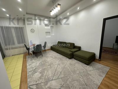 3-бөлмелі пәтер, 92 м², 2/7 қабат ай сайын, Кабанбай Батыра 13, бағасы: 400 000 〒 в Астане, Сарыарка р-н