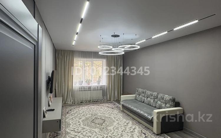 3-бөлмелі пәтер · 97.2 м² · 2/5 қабат, мкр Северо-Восток 32/3, бағасы: 43 млн ₸ в Уральске — фото 2