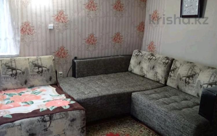Отдельный дом · 3 комнаты · 60 м² · 7 сот., Куратова за 100 000 ₸ в Усть-Каменогорске — фото 2