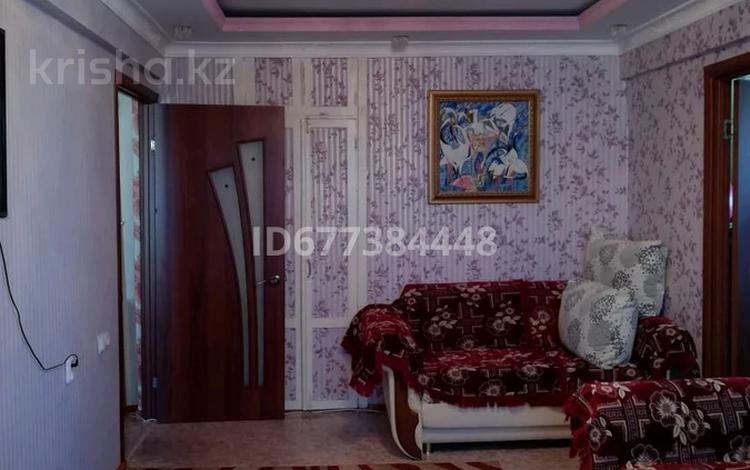 3-комнатная квартира, 50.7 м², 5/5 этаж, Мухамеджанова 7 за 12.5 млн 〒 в Балхаше — фото 2
