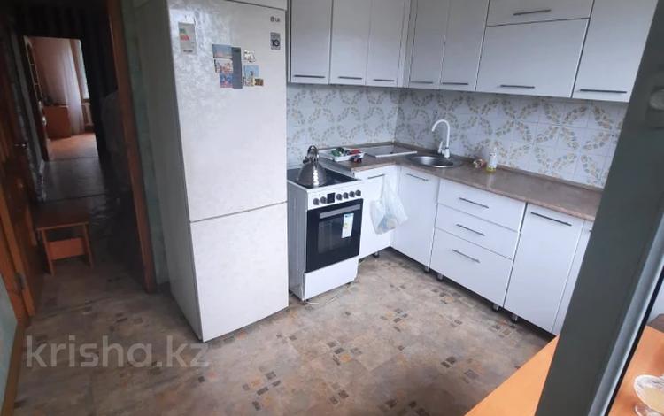 3-бөлмелі пәтер · 64 м² · 4/5 қабат, Машиностроителей 8, бағасы: 23.5 млн ₸ в Усть-Каменогорске — фото 7