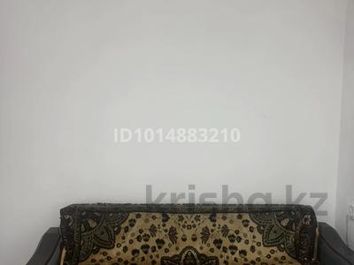 1 комната · 32 м² · 4/4 этаж, мкр №12 за 40 000 ₸ в Алматы, Ауэзовский р-н