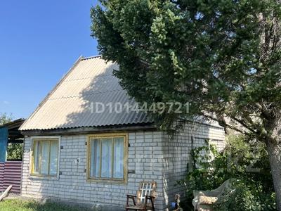 Дача · 2 комнаты · 30 м² · 6 сот., 9 за 2.5 млн ₸ в Усть-Каменогорске, Меновное