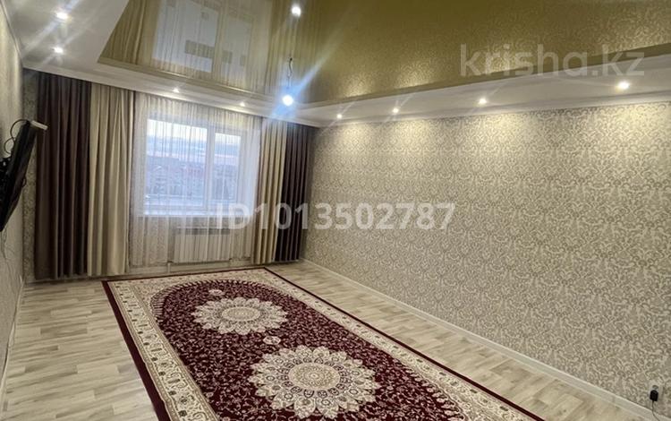 2-бөлмелі пәтер · 75 м² · 9/9 қабат, мкр. Алтын орда, Ораз татеулы 5а, бағасы: 27 млн ₸ в Актобе — фото 2