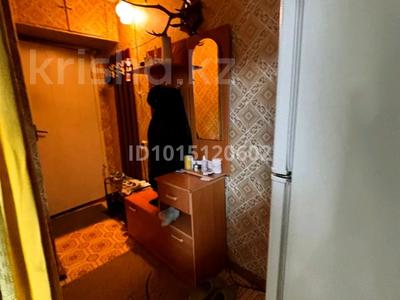 3-бөлмелі пәтер · 47.7 м² · 2/5 қабат, 27-шағынаудан, мкр Юго-Восток, 27й микрорайон 16, бағасы: 17 млн ₸ в Караганде, Казыбек би р-н