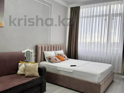 1-комнатная квартира · 40 м² · 15/19 этаж, Кабанбай батыр 49а за 16 000 ₸ в Астане, Есильский р-н