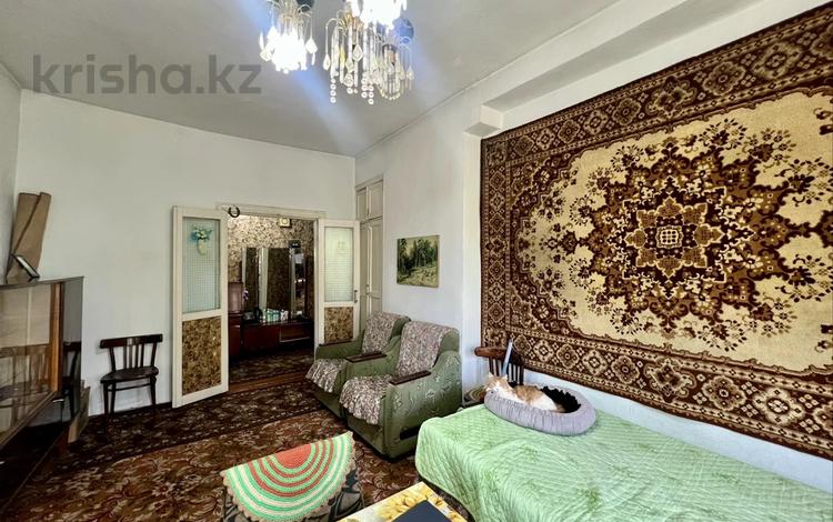 3-бөлмелі пәтер · 60 м² · 2/2 қабат, Тынышпаева 110, бағасы: 11 млн ₸ в Усть-Каменогорске — фото 2