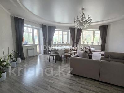 4-бөлмелі пәтер · 160 м² · 2/6 қабат, Маяковского 116, бағасы: 70 млн ₸ в Костанае