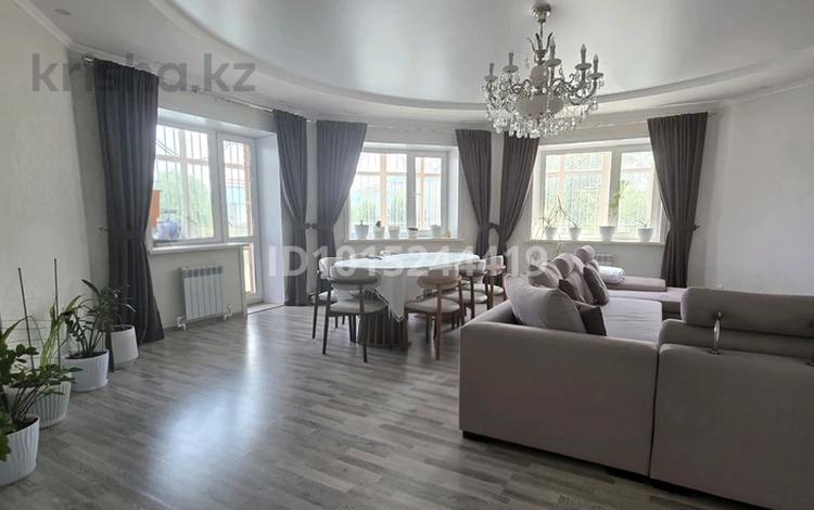 4-бөлмелі пәтер · 160 м² · 2/6 қабат, Маяковского 116, бағасы: 70 млн ₸ в Костанае — фото 2