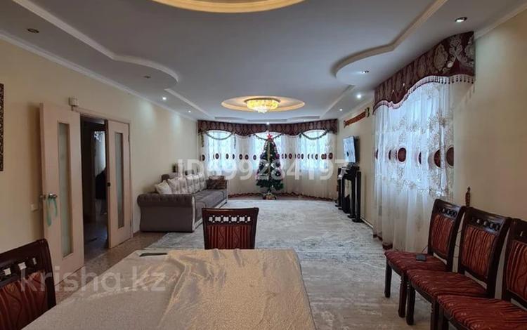 Отдельный дом · 5 комнат · 206 м² · 10 сот., мкр Уркер, Сексек Ата 17 — Исатай батыра за 58.5 млн 〒 в Астане, Нура р-н — фото 2