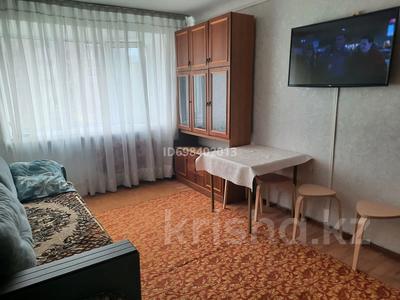 Сағатына пәтерлер в Абай обл.: 2-бөлмелі пәтер · 52 м² · 4/5 қабат, Б Момышулы 10, бағасы: 13 000 〒 2-бөлмелі пәтер · 52 м² · 4/5 қабат, Б Момышулы 10, бағасы: 13 000 〒 в Семее