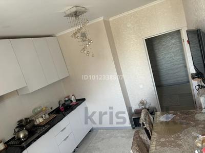 3-бөлмелі пәтер · 79.8 м² · 2/9 қабат, мкр Туран-2 36 — Нур маркет, бағасы: 28.5 млн ₸ в Шымкенте, Каратауский р-н