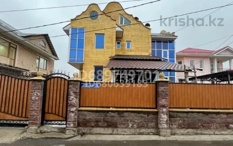 Жеке үй · 6 бөлме · 260 м² · 7 жүзд., Таугүл-3 ш/а., Мкр Таугуль-3 Дауленова 110, бағасы: 160 млн ₸ в Алматы, Ауэзовский р-н — фото 2
