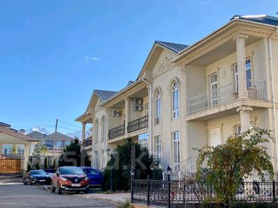 Отдельный дом • 4 комнаты • 300 м² • 2 сот., Жана 21 а за 135 млн 〒 в Алматы