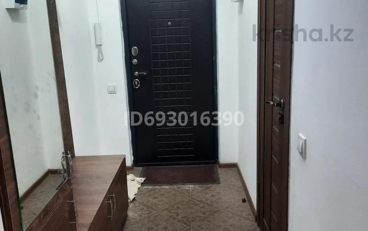 2-комнатная квартира · 46 м² · 5/9 этаж, Мкр Аксай, Б. Момышулы 25 за 250 000 ₸ в Алматы, Ауэзовский р-н — фото 7