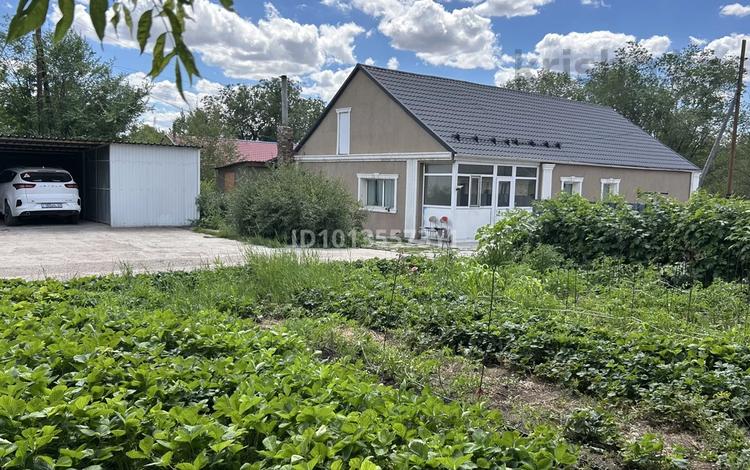 Отдельный дом · 4 комнаты · 130 м² · 300 сот., Бухар жырау 84 — Мешіттің қасы за 13 млн ₸ в Ботакаре — фото 2