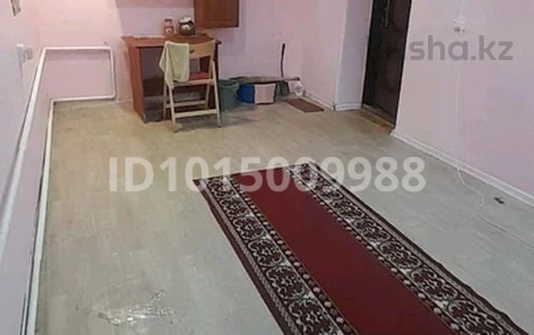 1-бөлмелі пәтер · 18 м² · 7/9 қабат, Школьник 111 — Школьник, бағасы: 3.2 млн ₸ в Уральске, мкр Школьник — фото 2