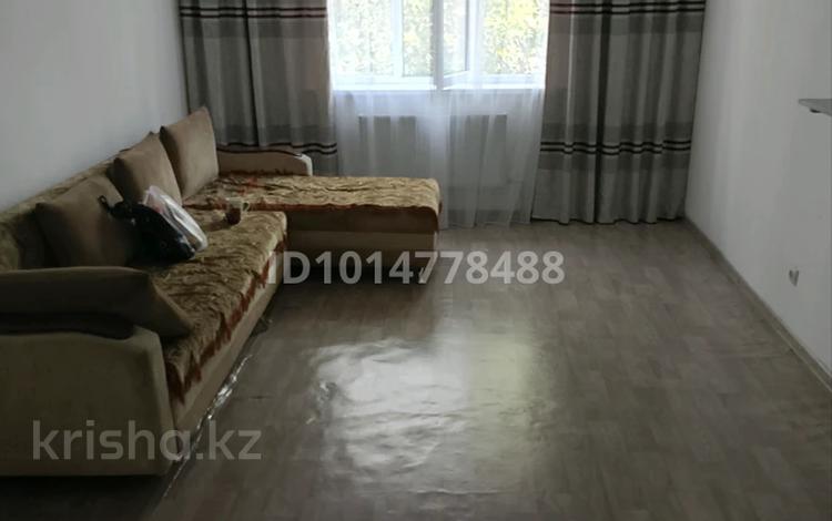 2-бөлмелі пәтер · 62 м² · 2/5 қабат, 1 мкр 41/1 — Возле ЦОНа, бағасы: 200 000 ₸ в Конаеве — фото 2