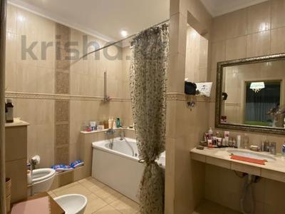 4-комнатная квартира · 250 м² · 1/3 этаж, Мусабаева за 135 млн ₸ в Алматы, Бостандыкский р-н
