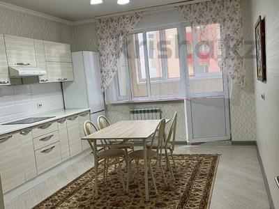 1-комнатная квартира, 51 м², 10/17 этаж, Жандосова за 32.5 млн 〒 в Алматы, Ауэзовский р-н