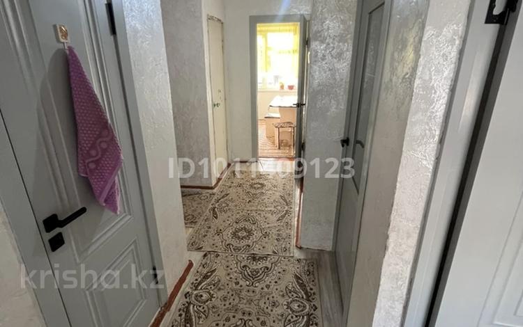 3-бөлмелі пәтер · 75 м² · 2/2 қабат, Мойдумхан Ахметов, бағасы: 7.5 млн ₸ в Жамбылской обл., Байзак — фото 2